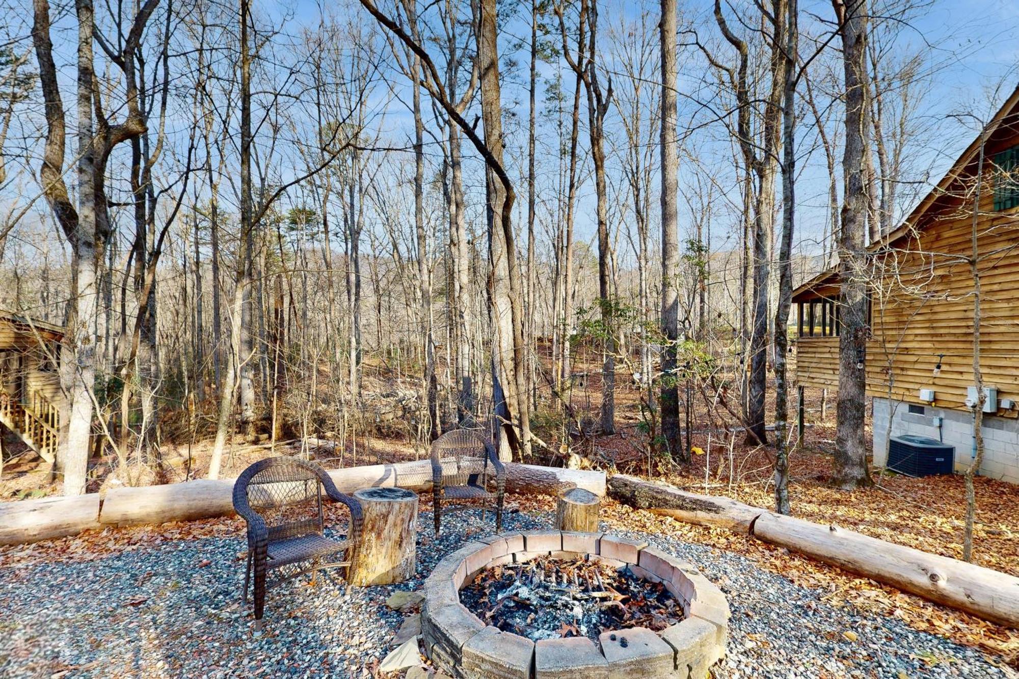 Pine Tree Lodge Sautee Nacoochee Exteriör bild